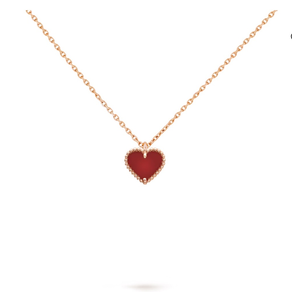 Van Cleef & Arpels heart pendant
